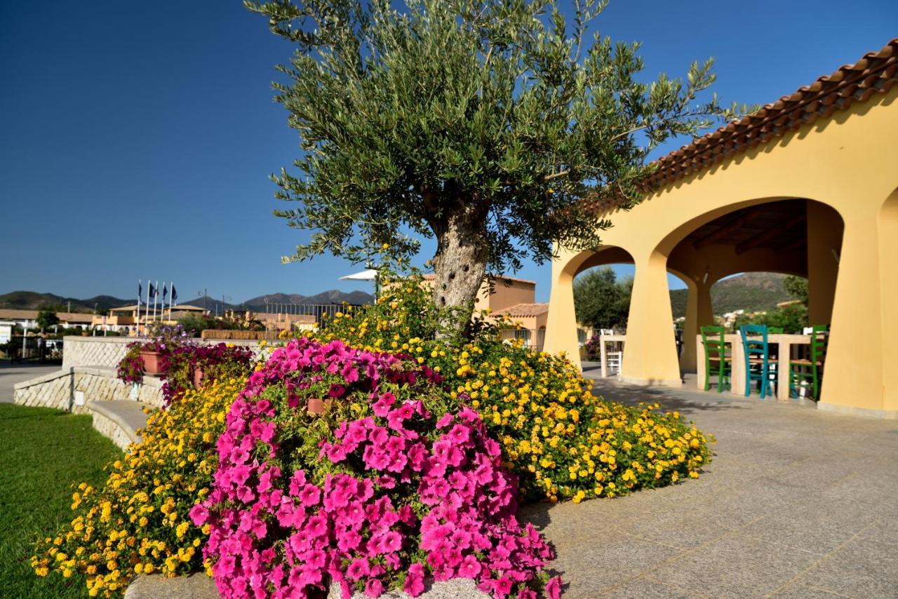 Janna E Sole Resort Budoni Exterior photo